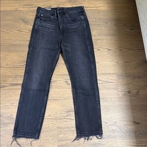 GAP women’s black wash cigarette high rise jeans - size 28